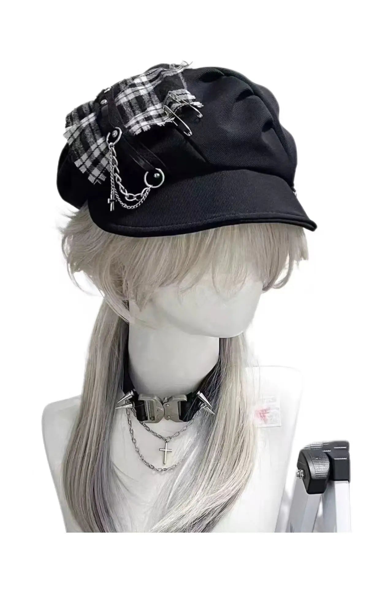 Women's Hat Sweet Cool Style Y2K Subculture Punk Millennial Spice Cross Neutral Dark Checkered Beret Hat Cute Hat Gothic Lollita